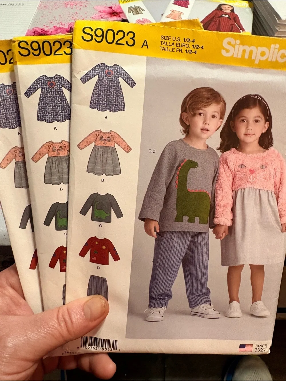 BN UNCUT SIMPLICITY 9023 A 1/2-4 TODDLERS SEWING PATTERNS